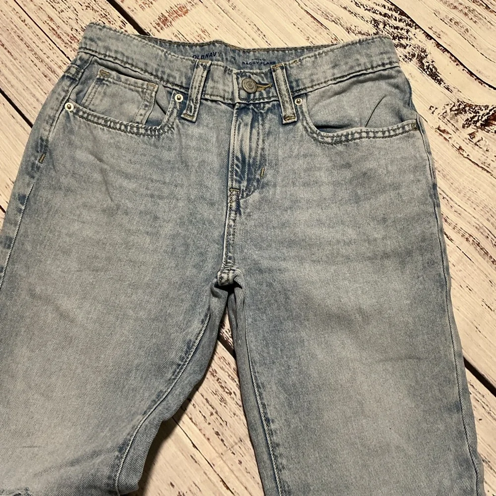 NWOT Old Navy Kids High Rise Baggy Flare. Size 10.